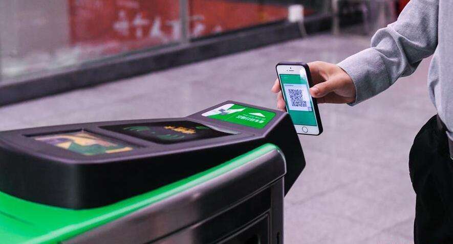 閘機搭載條碼掃描器可刷碼乘車 閘機搭載條碼掃描器可刷碼乘車